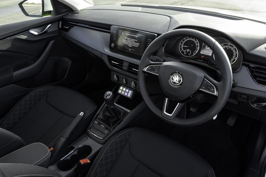 Торпедо Skoda Scala Police 2020 года  (UK) (фото 3 из 3)